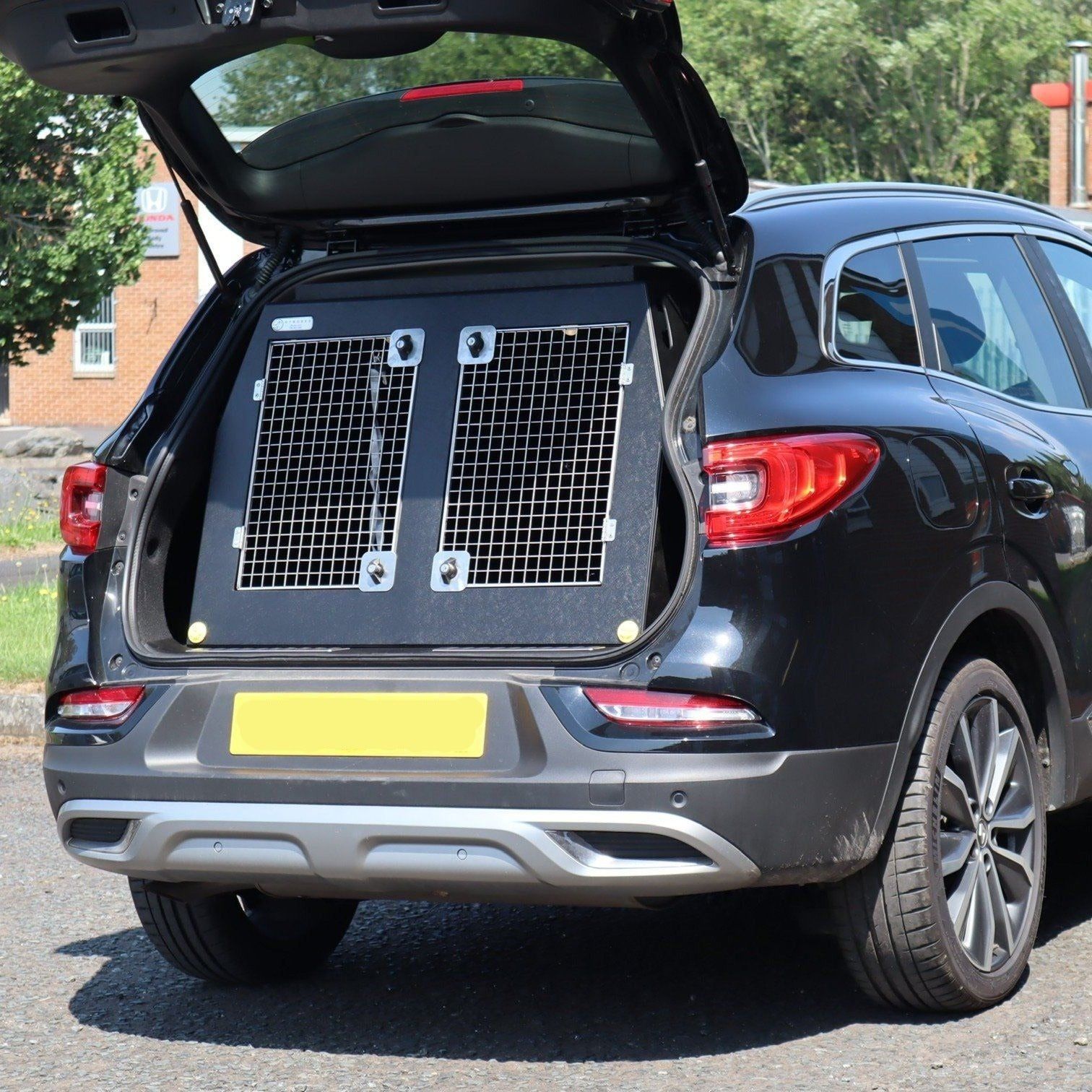 Renault Kadjar | 2015–Present | Dog Travel Crate | The DT 6