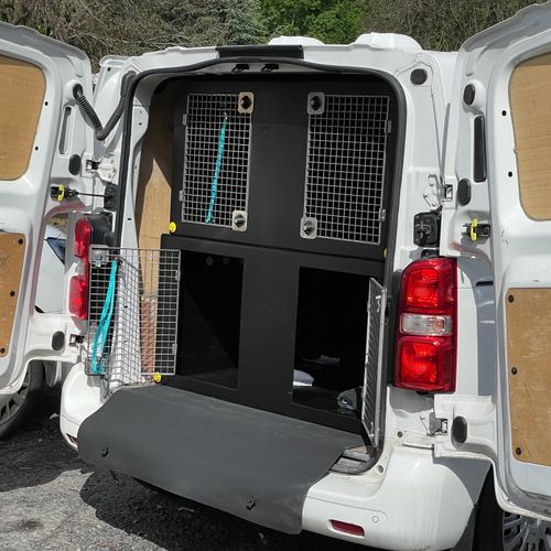 Low MOQ and Customized Dog Portable Metal Cage Kennels Manufacturer Dog Van Kit | Toyota Proace | 2017&gt; | Double stack | DT VM1