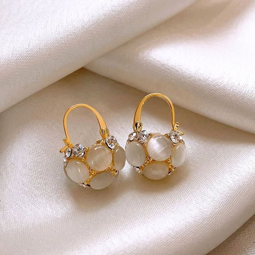 French Elegant Cat Eye Pearls Flower Basket Style Dangle Earrings Custom Jewelry for Women's Engagement & Wedding for Parties