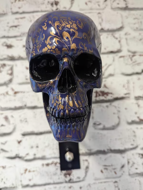 ☠️🏴‍☠️Skull holder for motorcycle helmet and jacket