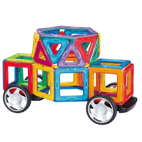 Children's magnetic building block set
