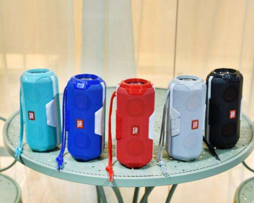 Portable Wireless Speaker Support BT FM Radio SD Card Low Price Mini Stereo Bass Long Standby Battery Speaker