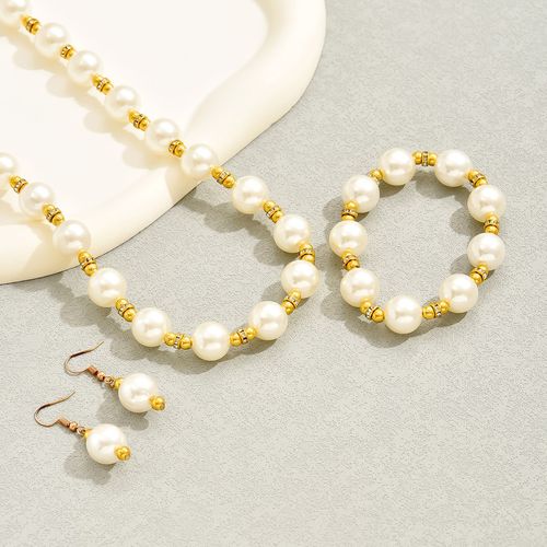 Pearl Mother-of-pearl Earring Necklace Bracelet Set Women's Light Luxury High-end Clavicle Chain Versatile Earrings