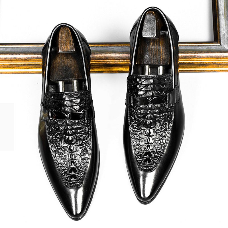 ✨ Mens Crocodile Texture Pointed Leather Shoes – Modern Elegance & Breathable Wear | 50% OFF