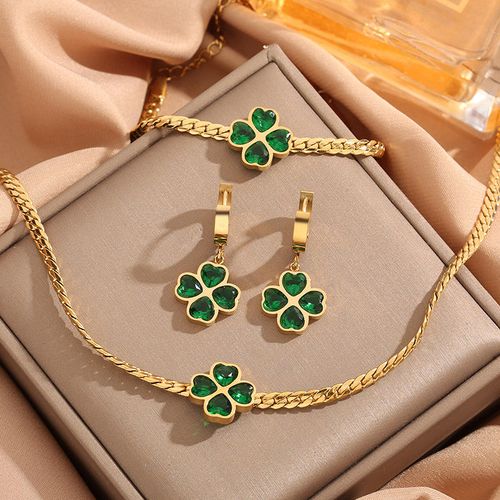 Necklace Set
