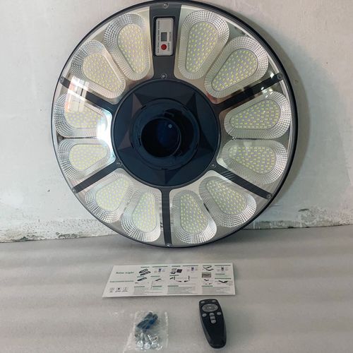 High-efficiency solar panels, polycrystalline ABS waterproof IP66 500W UFO LED solar garden lights