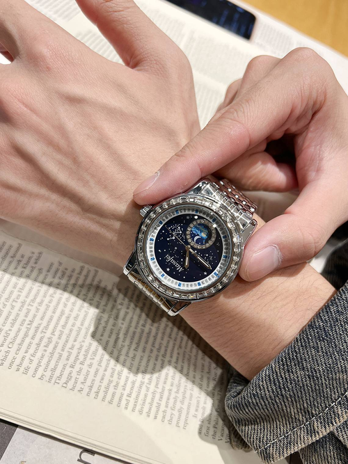 ⌚️Diamond-bezel blue starry sky diamond night sky luminous mechanical watch with transparent case back