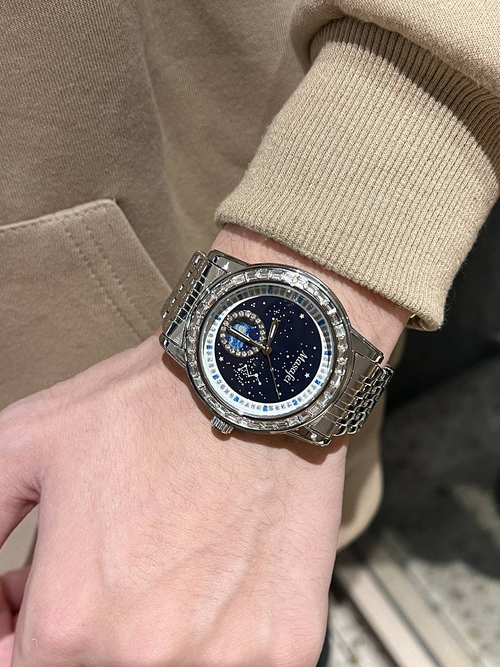 ⌚️Diamond-bezel blue starry sky diamond night sky luminous mechanical watch with transparent case back