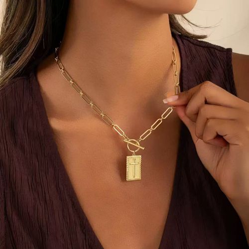 ➕➕💛Delicate nail cross necklace