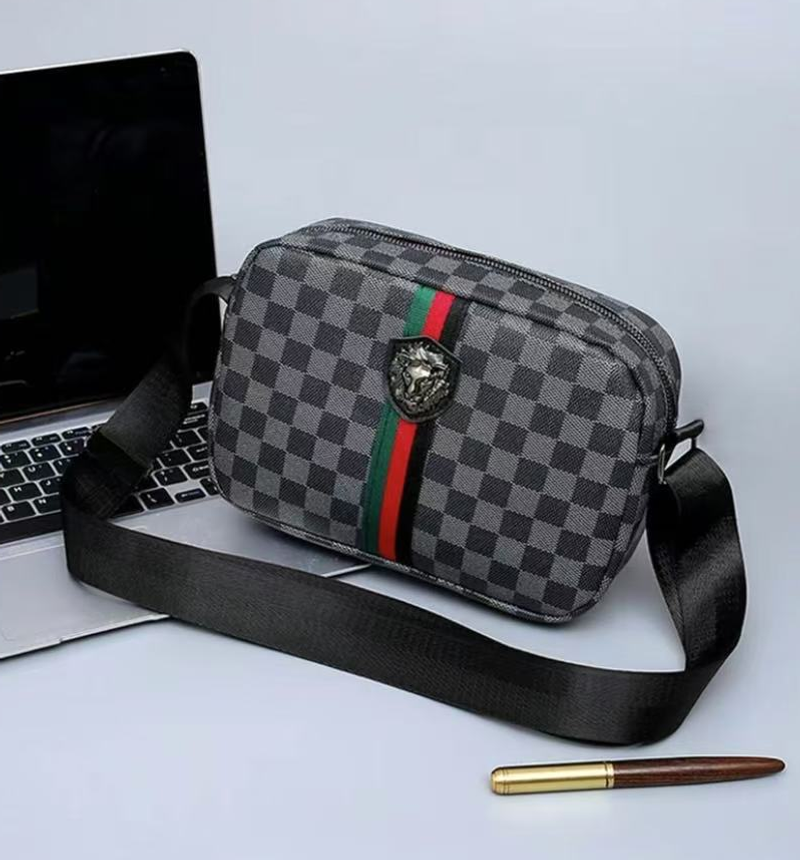 Luxury Jewelry Lion Men's Shoulder Bag Black City Minimalism！！😍