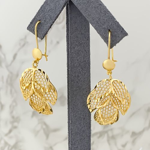 Luxury new 2-piece openwork drop earrings and geometric openwork necklace, a unique and elegant women's jewelry set.