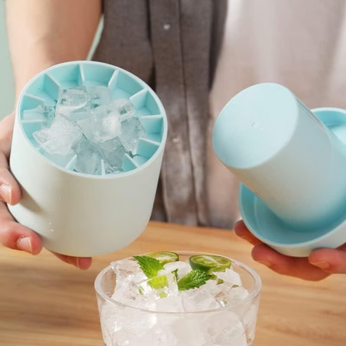 ❄️ Summer Chill Essential! 🔥Quick-Freezing Silicone Ice Cube Mold