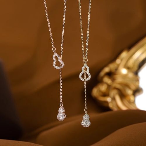 🎄（Buy one, get one free）Luxury Gourd Pendant Necklace for Women - Niche Design, Minimalist & Versatile Clavicle Chain Accessory (Random Color per Stock Availability)
