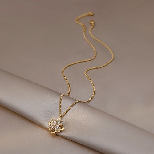 Minimalist Gold Rotatable Four-Leaf Clover Necklace | French Chic 冷淡风 Light Luxury Collarbone Chain for Women | Euro-American INS Trend