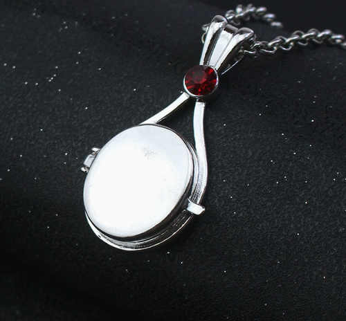 Keep Memories Close With This Beautiful Locket Necklace