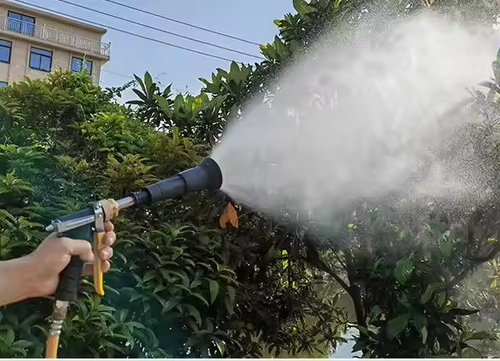 Agricultural high pressure sprayer
