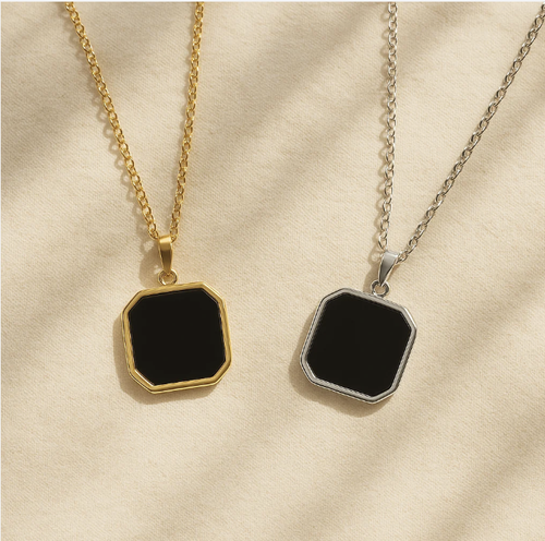 Heat-Activated Photo Necklace