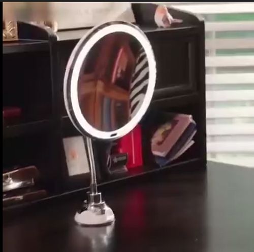 🔥360° Flexible Light Up 10X Magnification Makeup Mirror