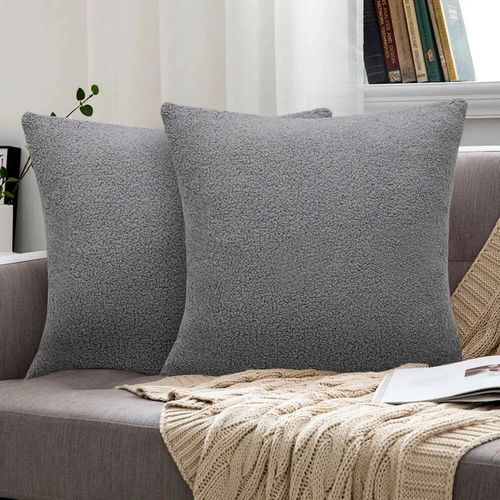Eco-friendly cashmere throw pillows