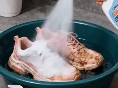 No-Rinse Fabric Stain Remover