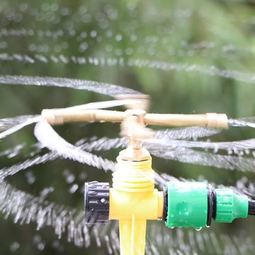 2pcs 4 Arm Automatic Rotary Sprayer