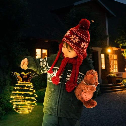 Solar Lights Outdoor Garden Decoration Popular Pineapple Lights Hanging Lights Waterproof Household Lanterns
