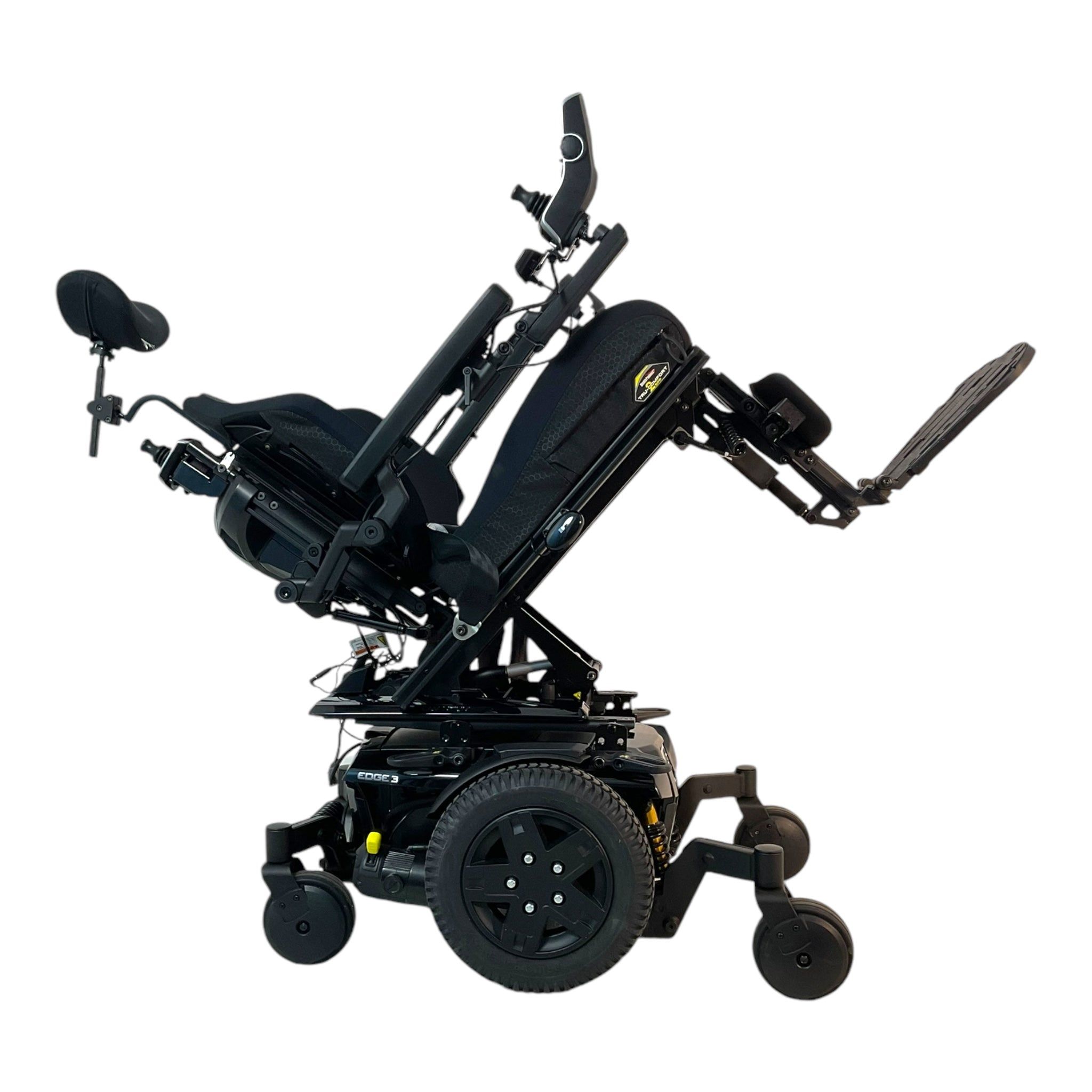 2022 Pride Mobility Quantum Q6 Edge 3 Power Chair | 16 x 20 in Seat | Only 8 Miles!  motability co uk scooters