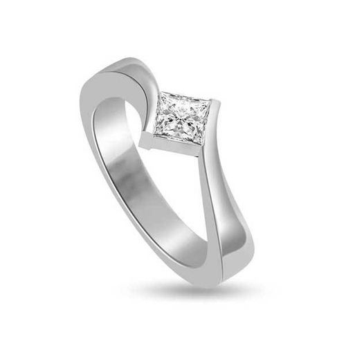 Anello di fidanzamento solitario con diamante in Oro Bianco 18ct - R215