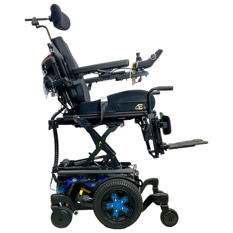 Mint Condition 2023 Pride Mobility Quantum Q6 Edge 3 Power Chair | 18 x 19 inch Seat | iLevel Seat Elevate | Only 2 Miles! folding mobility scooter for heavy  person USA