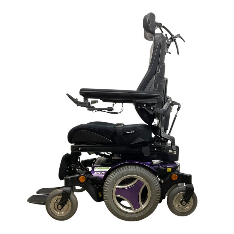 Permobil M300 Power Wheelchair | 18 x 19 inch Seat | Seat Elevate | Only 31 Miles!  motability co uk scooters