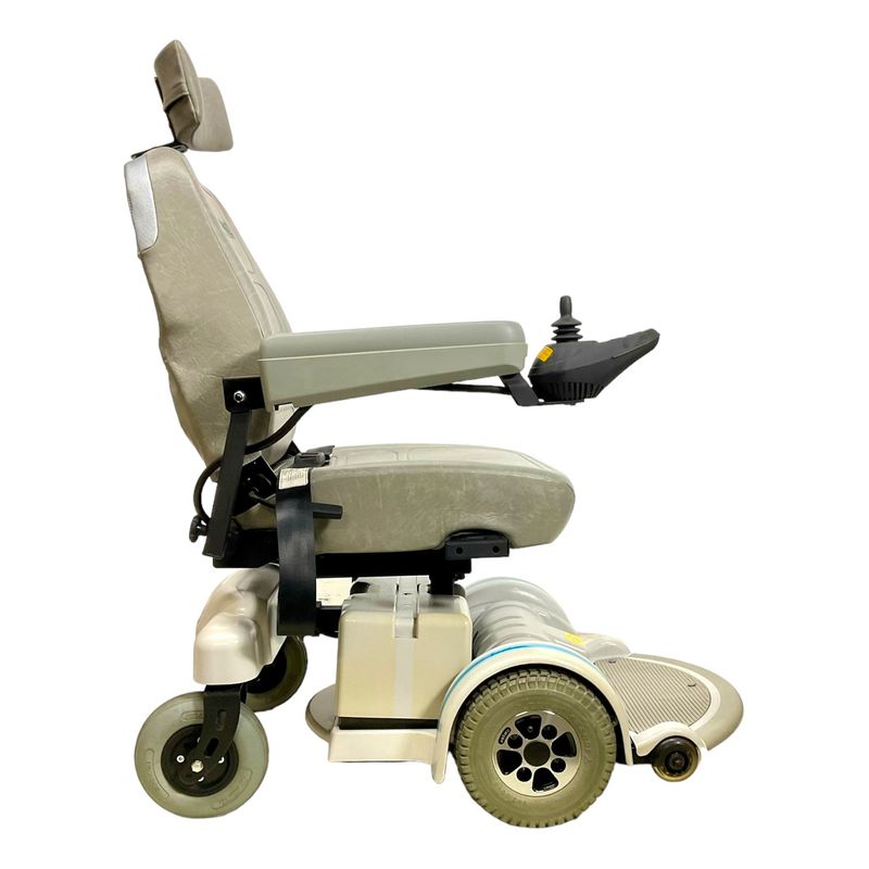 Hoveround MPV5 Power Wheelchair | 17 x 18 inch Seat | Manual Seat Recline  cost of mobility scooters USA