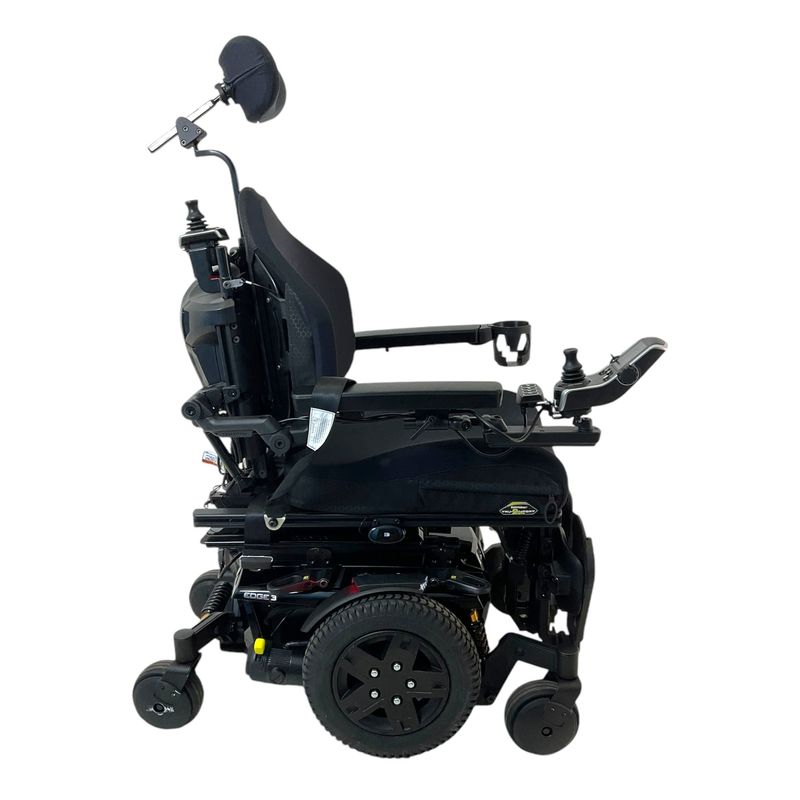 2022 Pride Mobility Quantum Q6 Edge 3 Power Chair | 16 x 20 in Seat | Only 8 Miles!  motability co uk scooters