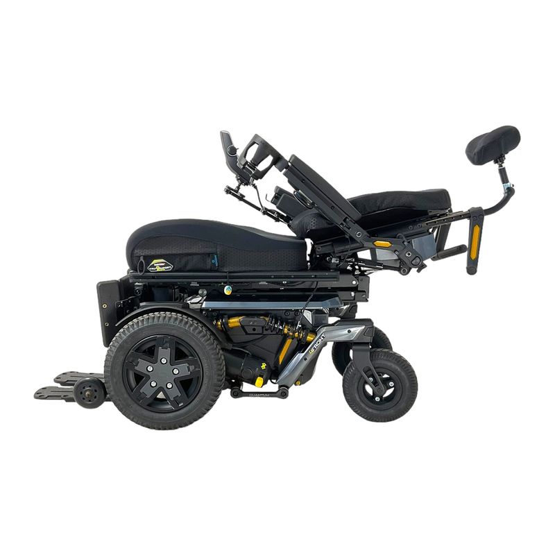 Pride Mobility Quantum 4Front Power Chair | 18 x 20 inch Seat | Seat Elevate mobility scooter hoist prices uk