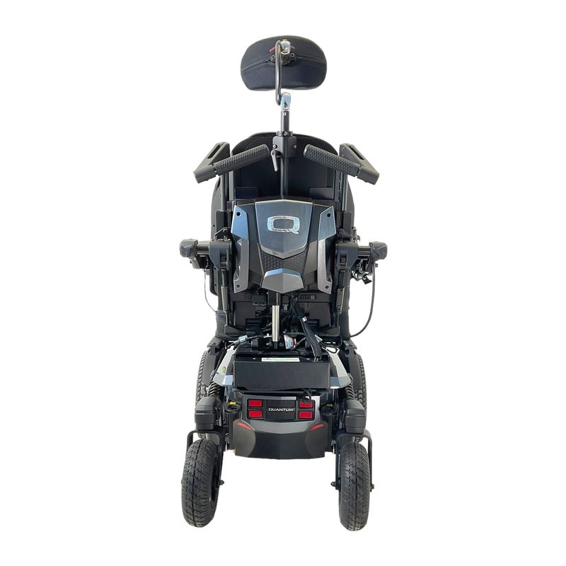 Pride Mobility Quantum 4Front Power Chair | 18 x 20 inch Seat | Seat Elevate mobility scooter hoist prices uk