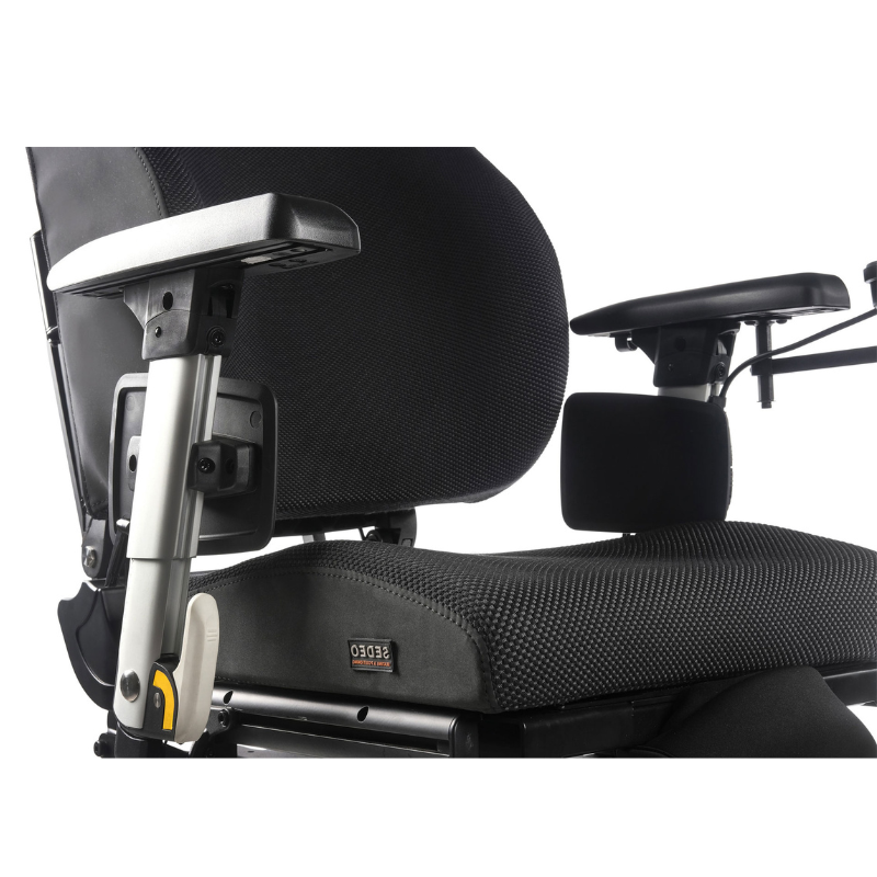 Sunrise Medical Front-Wheel Drive Power Wheelchair QUICKIE Q700 F Sedeo Pro  foldable mobility scooters USA