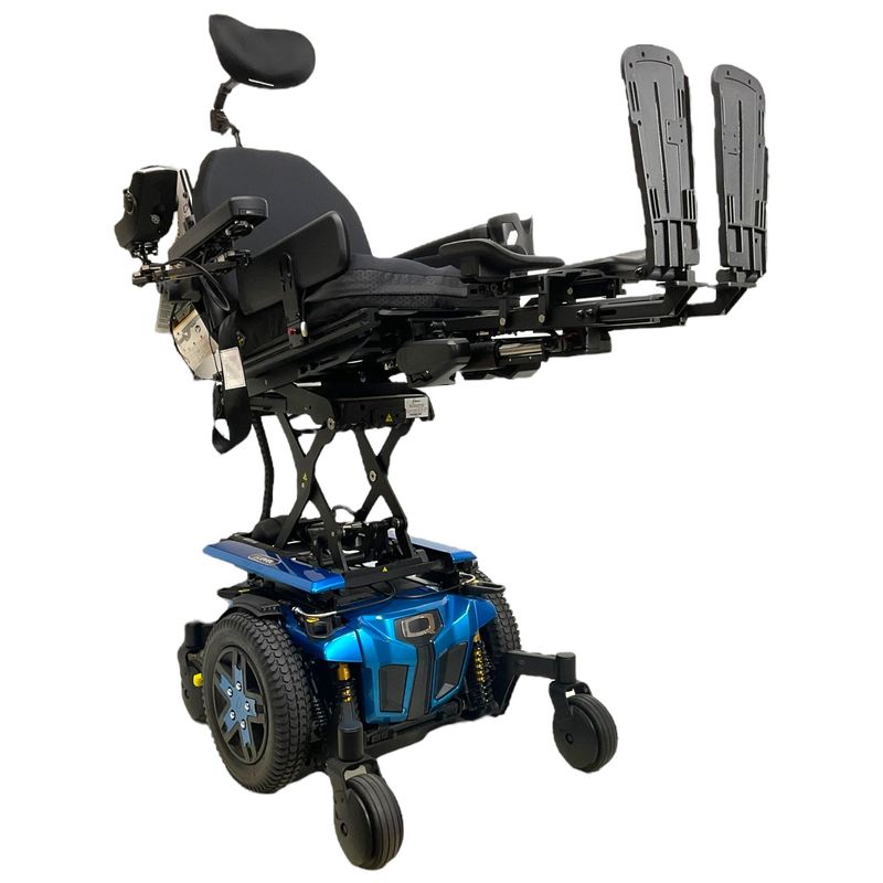 Pride Mobility Quantum Q6 Edge 3 Power Wheelchair with iLevel Seat Elevate | 15 x 19 inch Seat | Only 9 Miles!  cost of mobility scooters USA