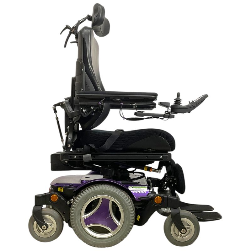 Permobil M300 Power Wheelchair | 18 x 19 inch Seat | Seat Elevate | Only 31 Miles!  motability co uk scooters