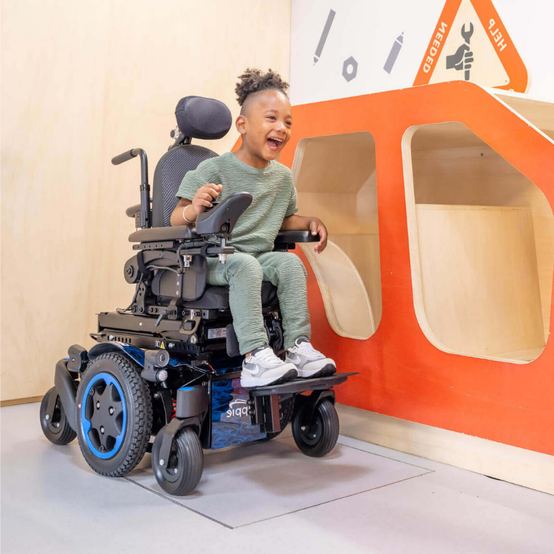 Sunrise Medical Mid-Wheel Drive Pediatric Power Chair ZIPPIE Q300 M Mini Kids  foldable mobility scooters USA