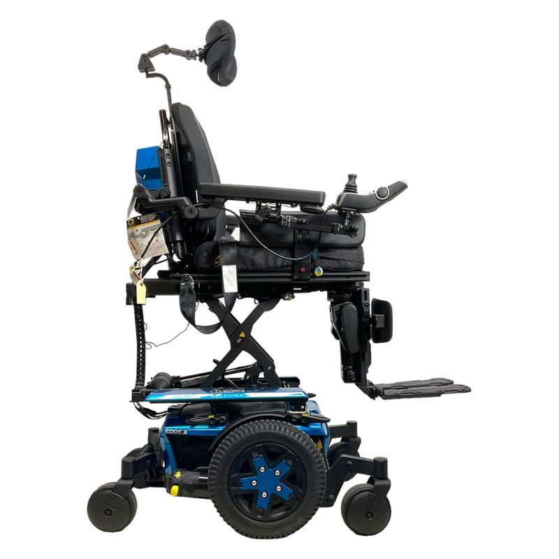 Pride Mobility Quantum Q6 Edge 3 Power Wheelchair with iLevel Seat Elevate | 15 x 19 inch Seat | Only 9 Miles!  cost of mobility scooters USA