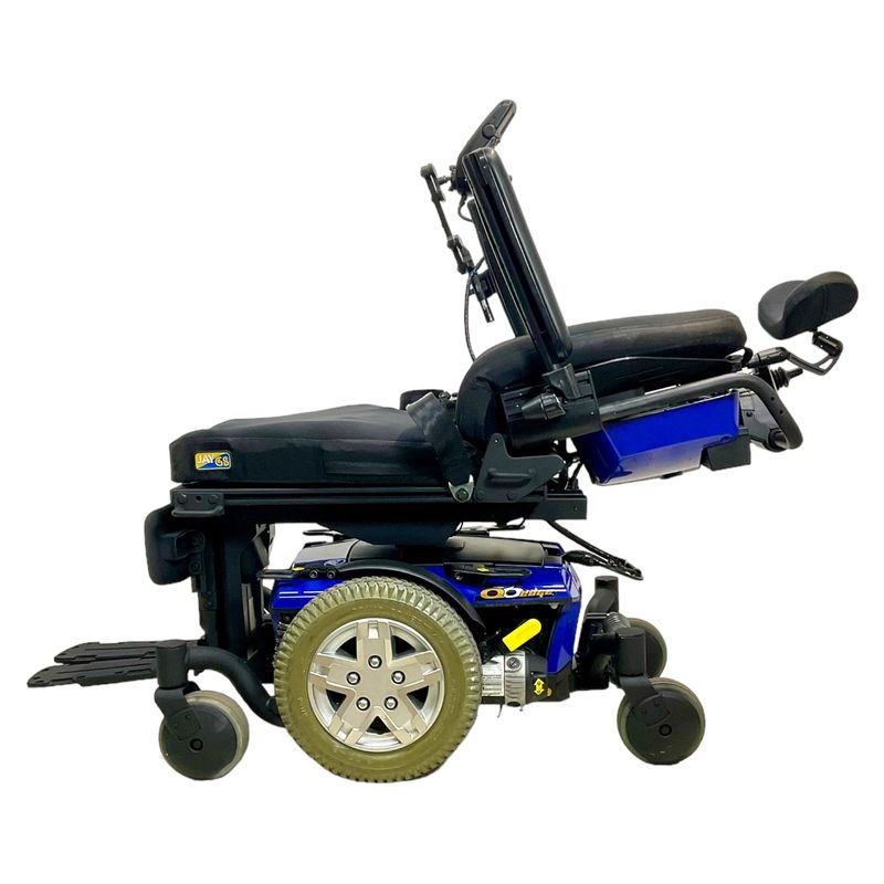 Pride Mobility Quantum Q6 Edge Power Chair with Attendant Control | 17 x 18 inch Seat | Seat Elevate  travel mobility scooter USA