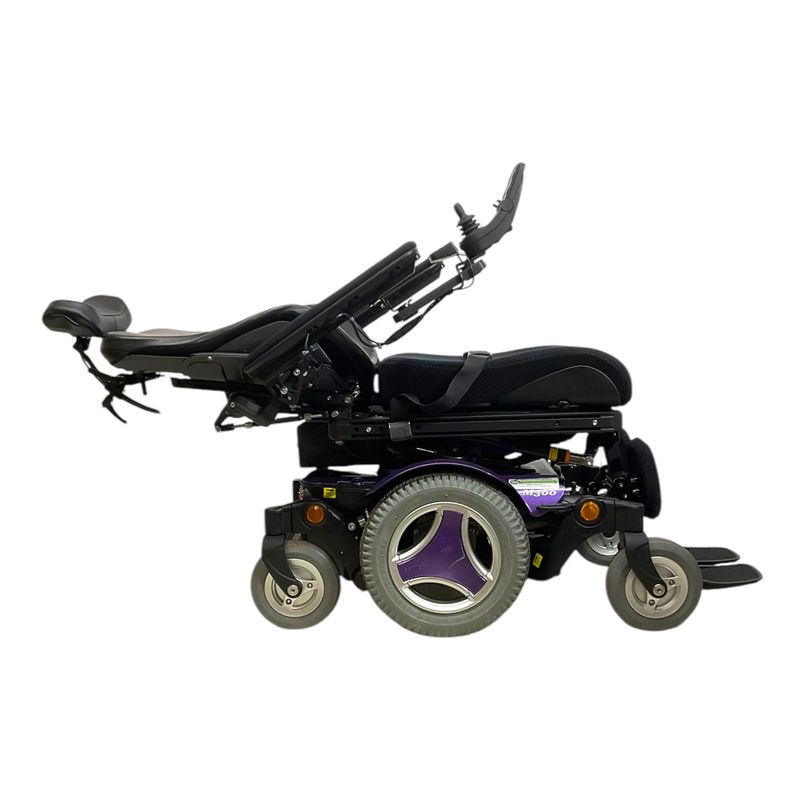 Permobil M300 Power Wheelchair | 18 x 19 inch Seat | Seat Elevate | Only 31 Miles!  motability co uk scooters