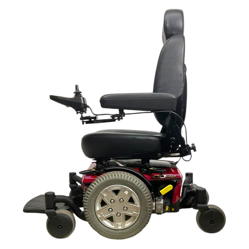 Pride Mobility Quantum Q6 Edge Power Chair | 18 x 18 inch Seat | Manual Seat Recline, Transit Kit  motability co uk scooters