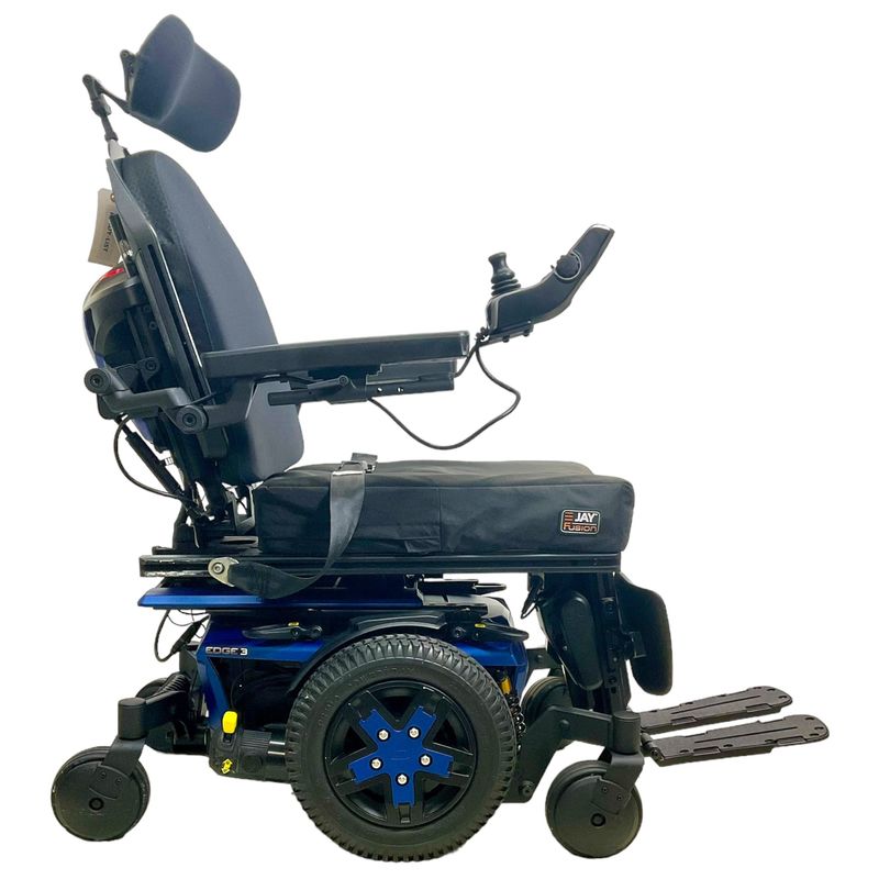 Pride Mobility Quantum Q6 Edge 3 Power Chair | 20 x 22 inch Seat | Tilt, Recline, Power Extending Legs mobility scooter hoist prices uk
