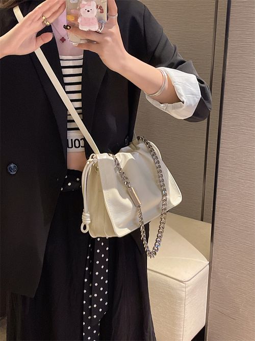 小众设计褶皱云朵包包女2025新款高级质感小众链条包单肩包斜挎包