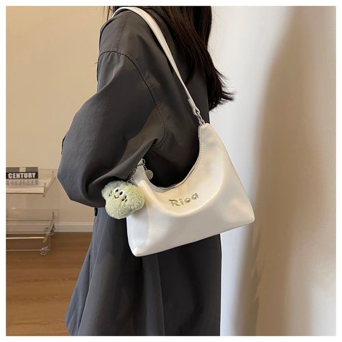 高级感银色包包女2025新款夏天轻奢小众单肩腋下包超火斜挎饺子包