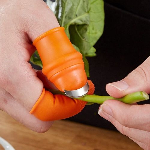 Finger Protector With Blade for Fruit and Vegetable Picking Potted Plants Trim Silicone Thumb Knife Set Portable Garden Tools