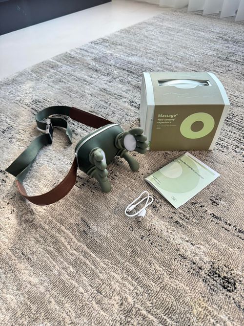 Multifunctional Electric Neck & Shoulder Massager with Heat, Kneading, Trapezius Muscle Relief & Massage Shawl