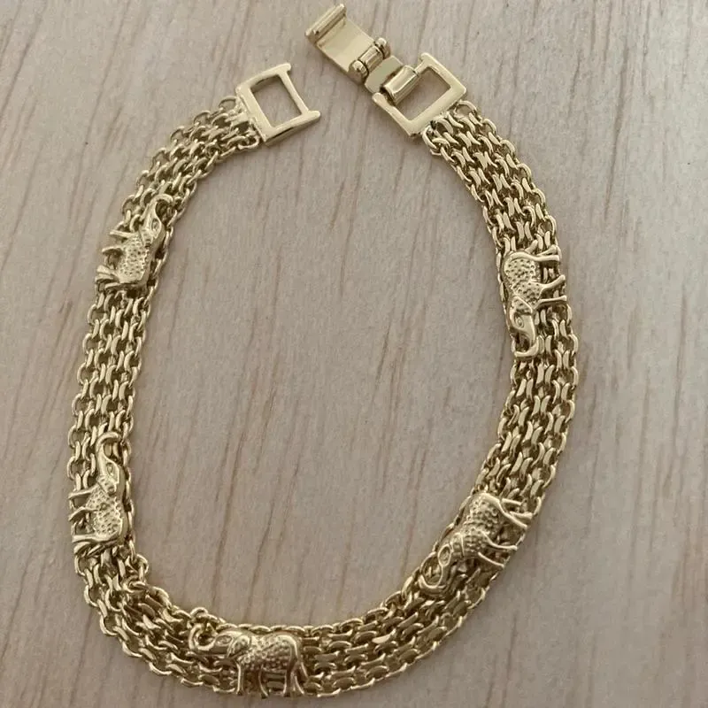 Lovely Elephant Bracelet • Trendy Accessory This Season