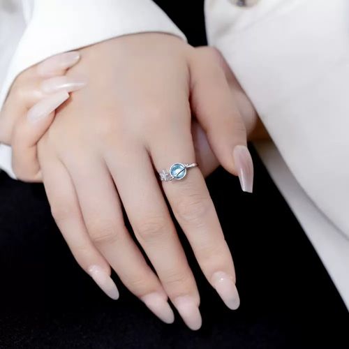 Sparkle & Calm: Rotating Moon-Star Micro-Pavé Ring ✨