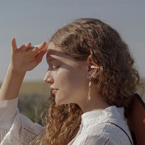 Q87 Open-Ear Bone Conduction Headphones - Comfort & Long Battery for Sports!